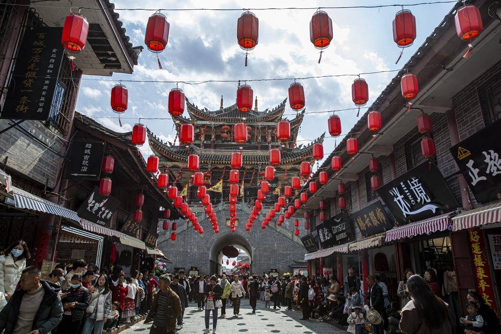 各地文旅宣传很卖力，网红城市何以“圈粉”