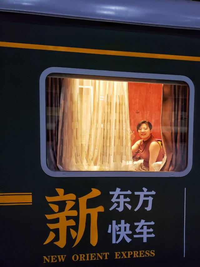 车随人走，人玩车停！“坐着火车游新疆”是啥体验？