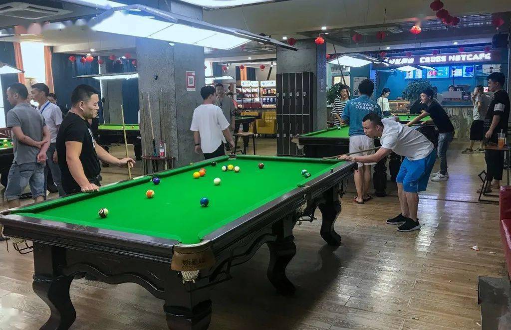 以球会友
