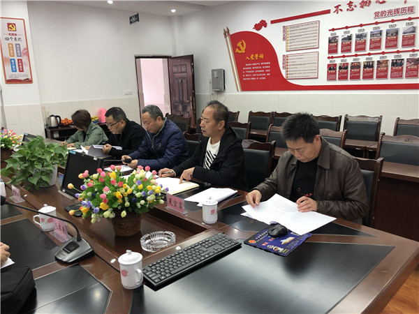 四川省中华职业教育社主任王小晴一行到成都汽车职校参观调研