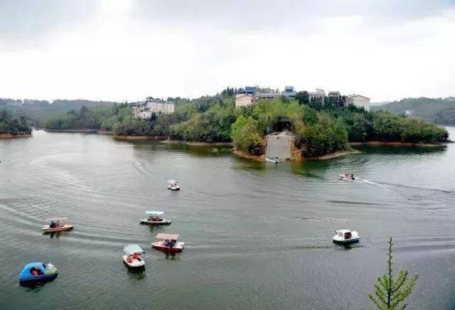 开启21℃的清凉夏日之旅！绝美避暑胜地贵州毕节等你来玩